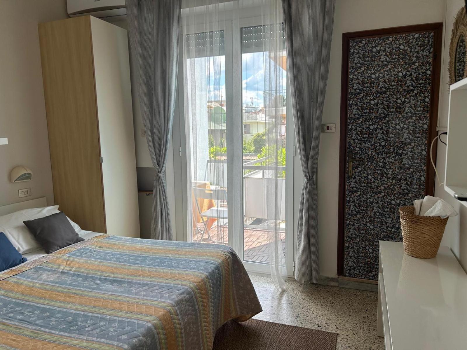 Bed And Breakfast Villa Giovanna Rimini Eksteriør bilde